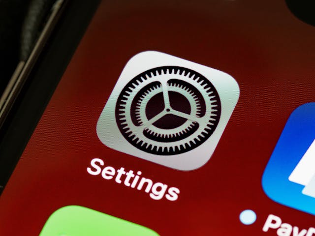 How to change caller ID on iPhone